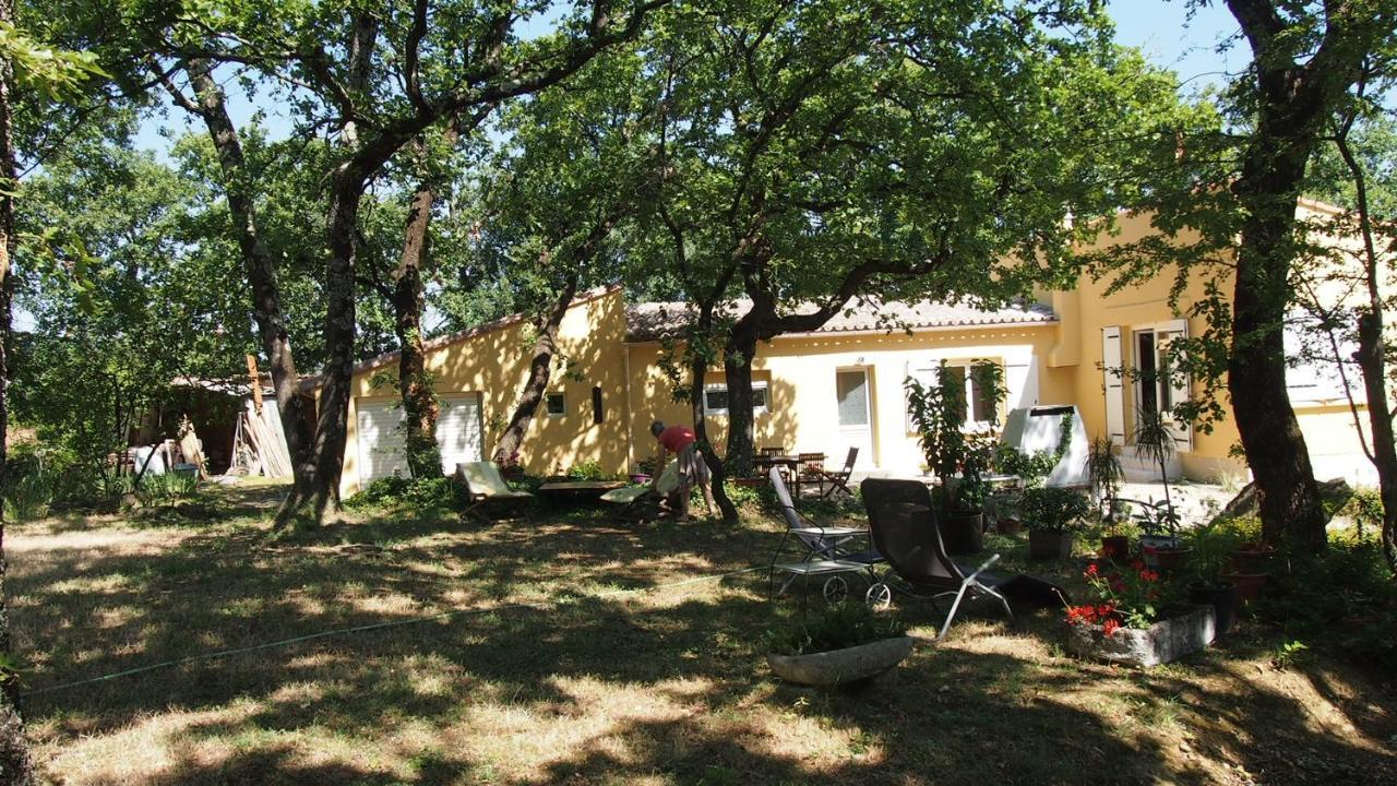 La Cheneraie Bed & Breakfast Vezenobres ภายนอก รูปภาพ
